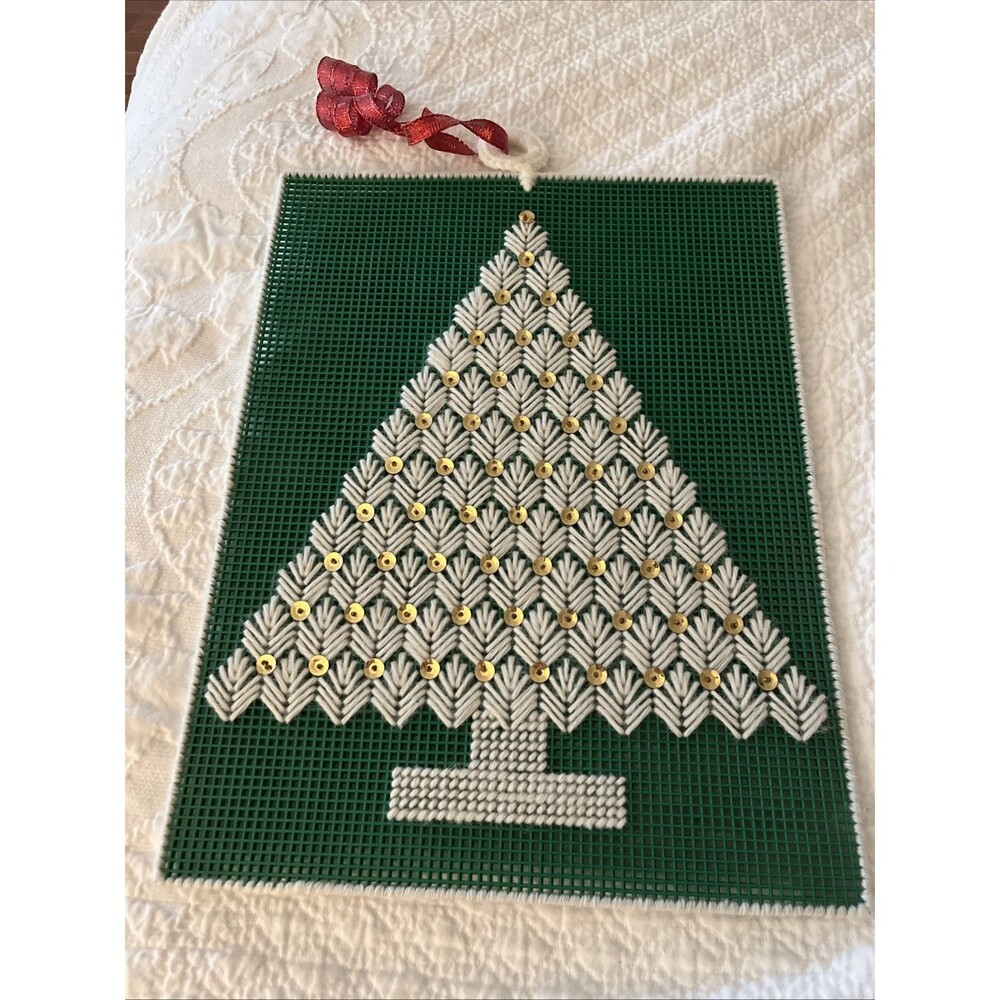 Vtg Decor Christmas Tree Plastic Canvas Handmade Bead Wall Hanging White & Green